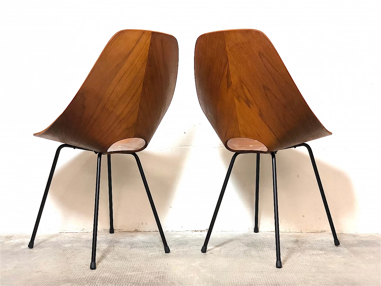 Pair of curved plywood chairs by Vittorio Nobili, 1950s 11