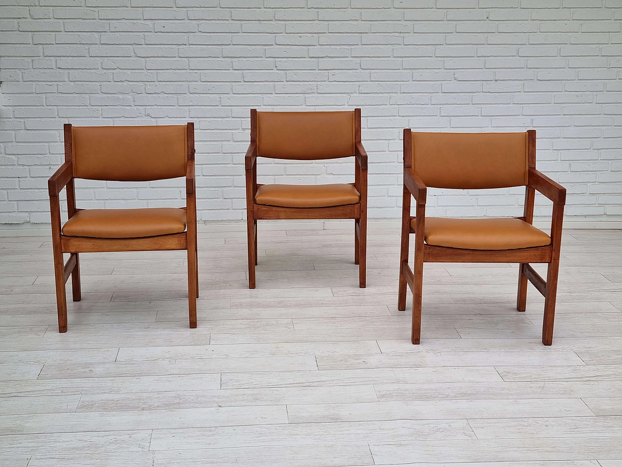 3 Leather armchairs by Wegner for Getama, 1960s 2