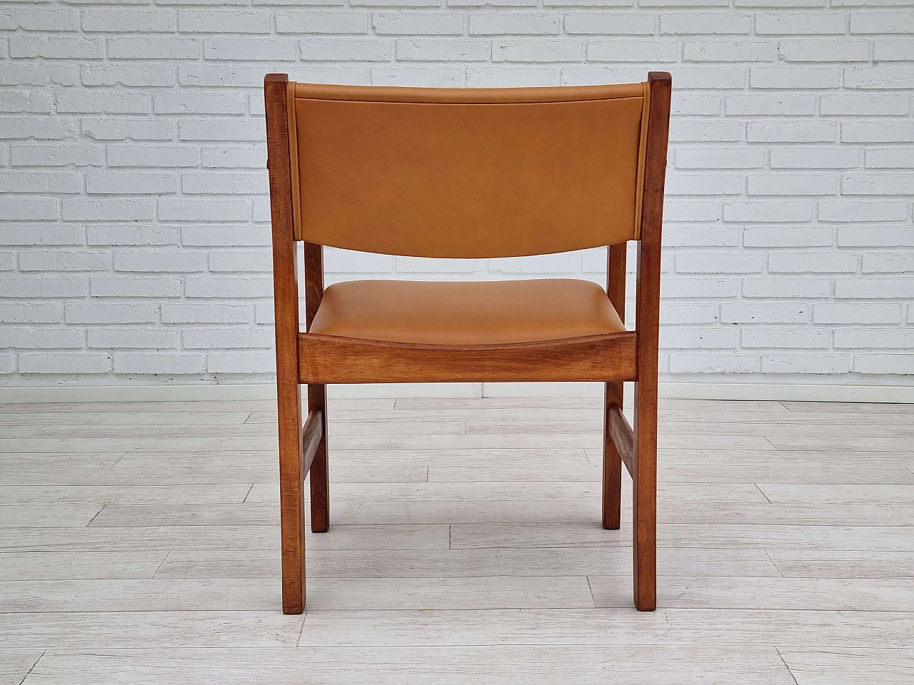 3 Leather armchairs by Wegner for Getama, 1960s 12