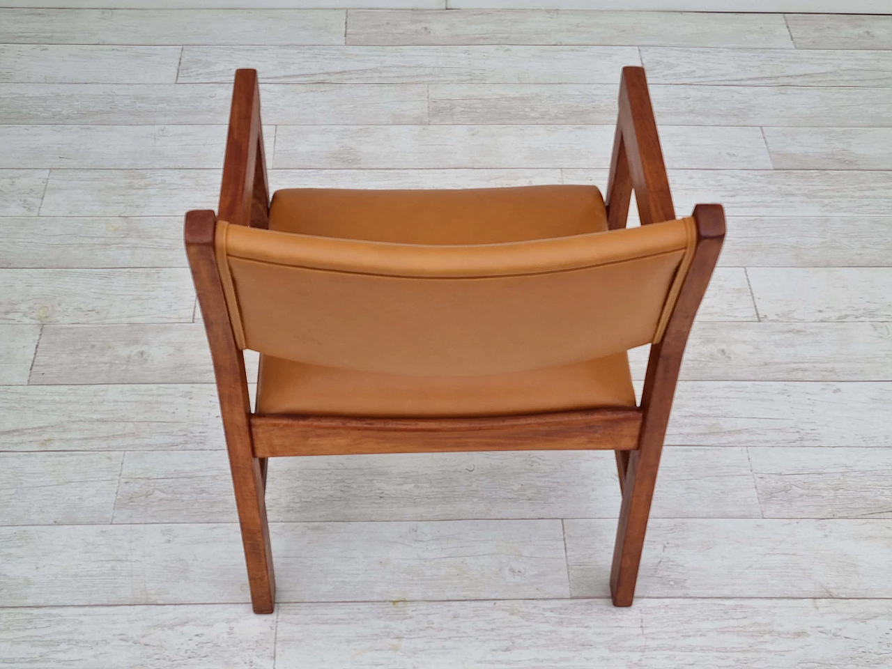 3 Leather armchairs by Wegner for Getama, 1960s 13