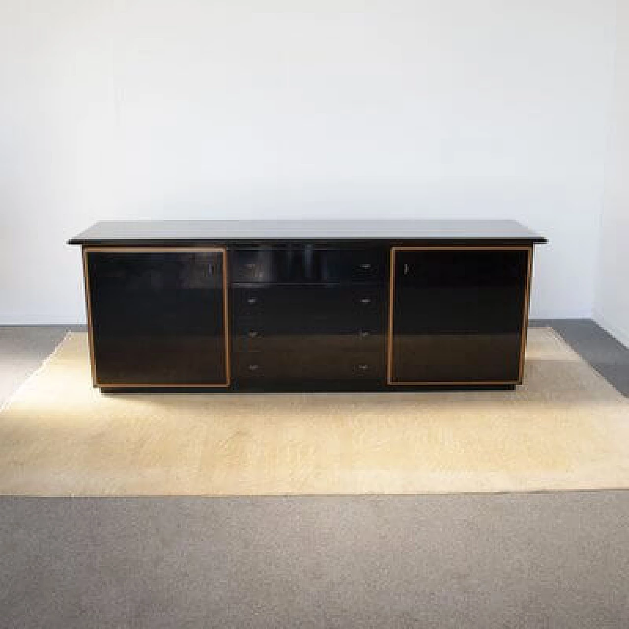 Credenza laccata nera di Pierre Cardin, anni '70 13