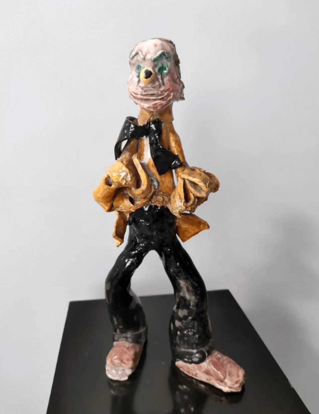 Decorative lacquered ceramic clown, 1950s 5