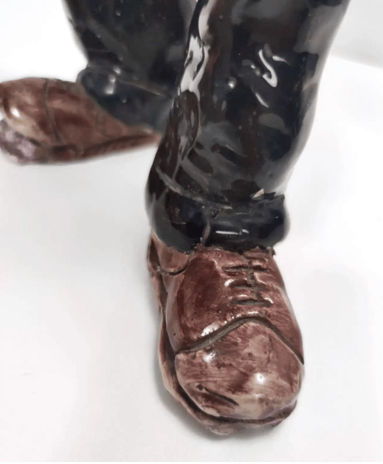 Decorative lacquered ceramic clown, 1950s 18