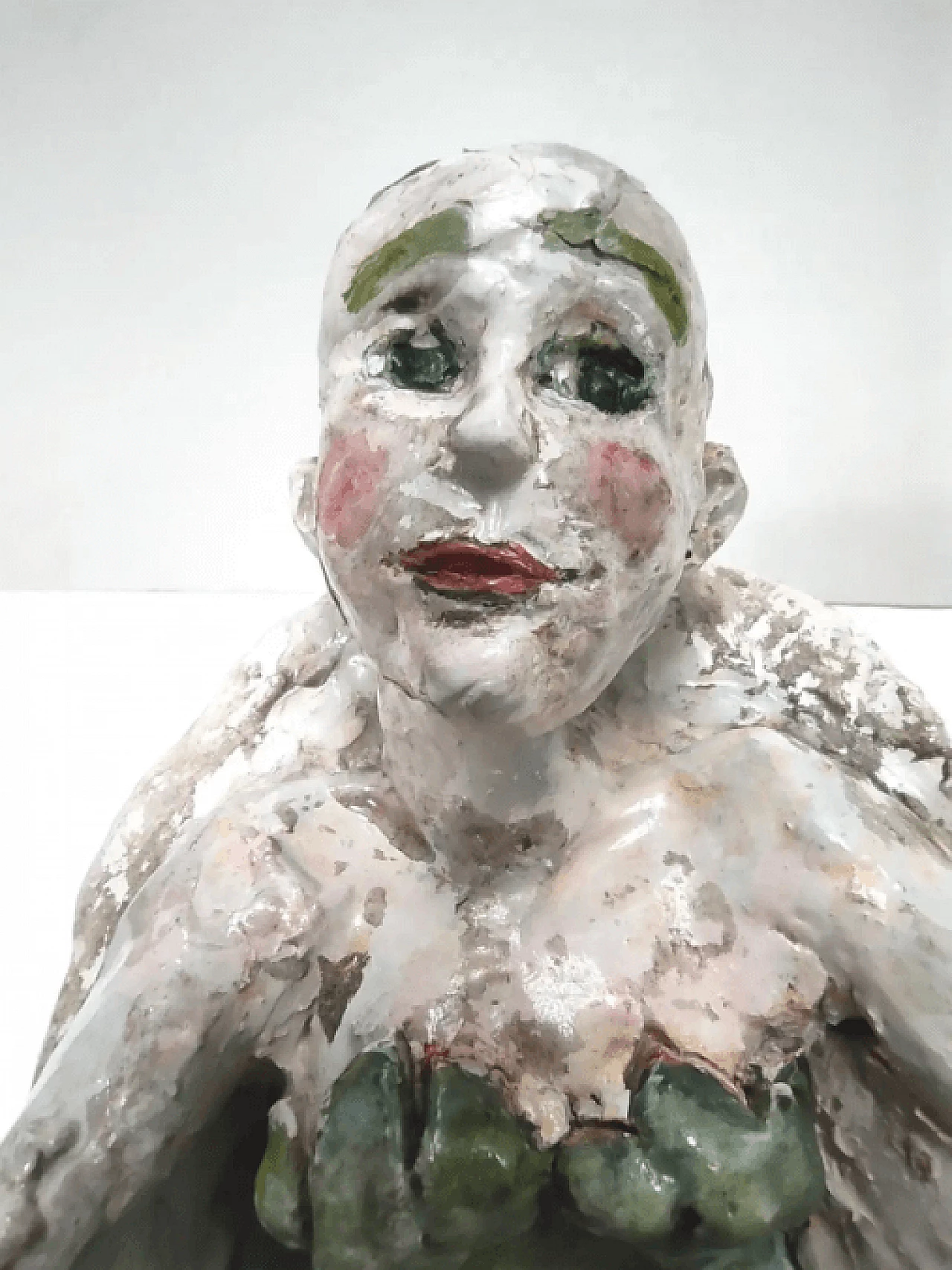 Sirena nella vasca da bagno, scultura in terracotta laccata, anni '80 14