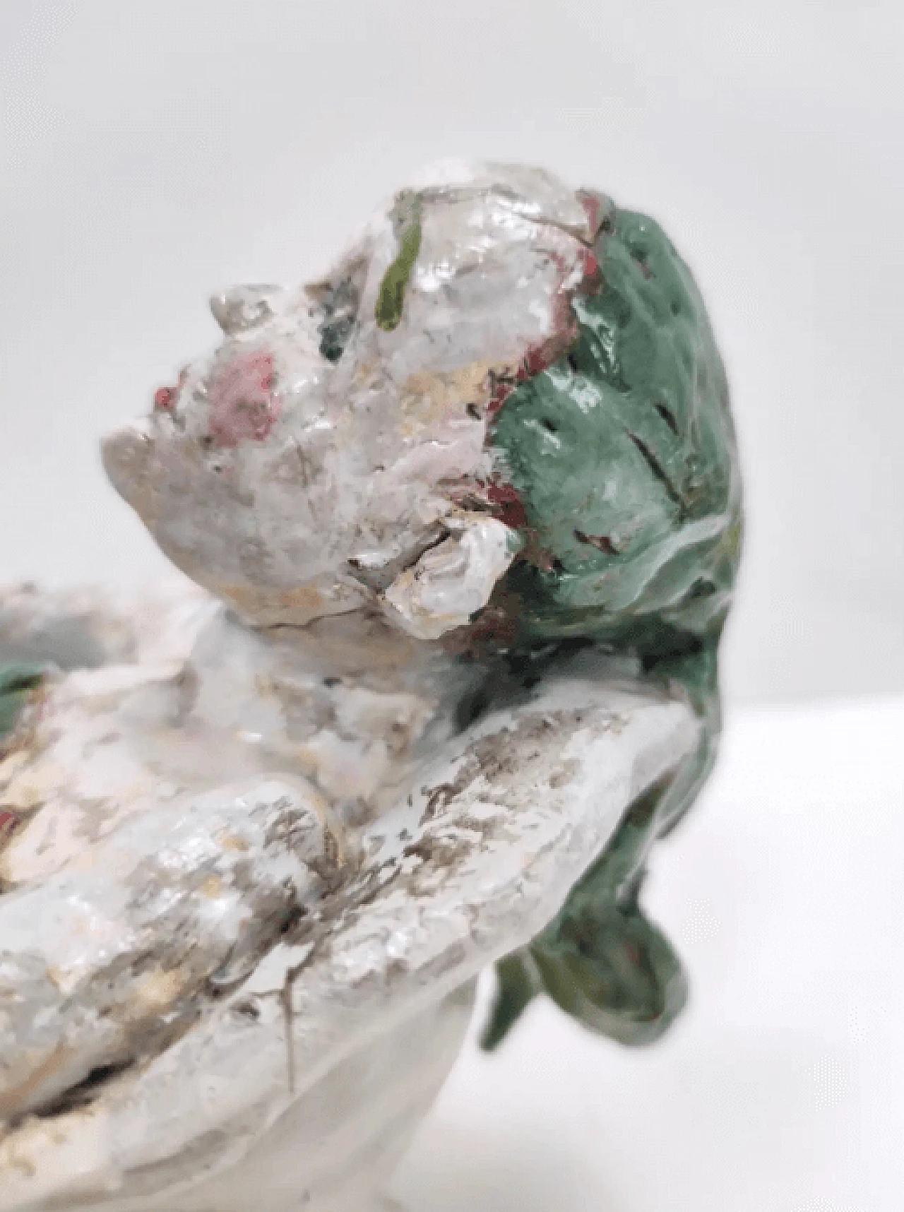 Sirena nella vasca da bagno, scultura in terracotta laccata, anni '80 16