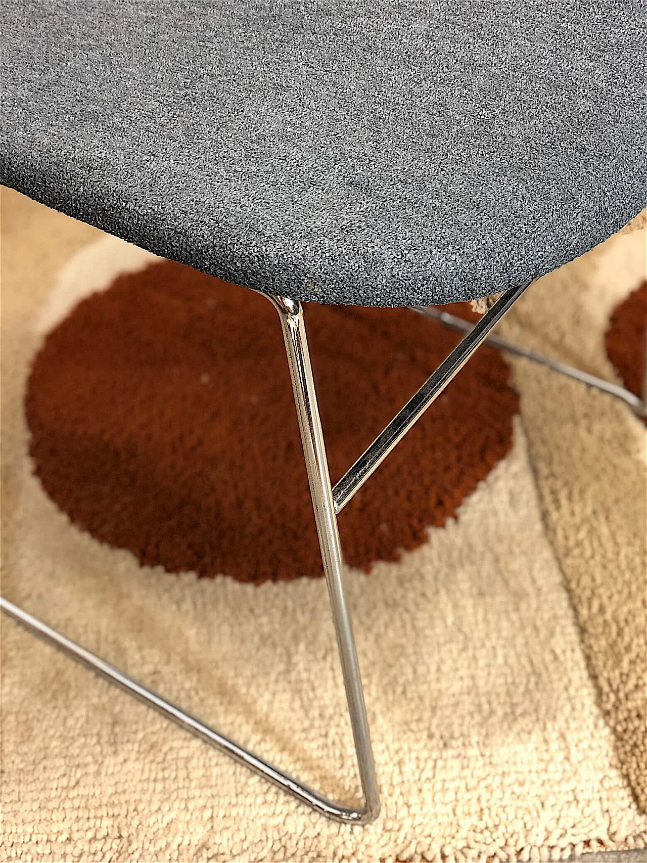 6 Bonomia grey stacking chairs, 1970s 3