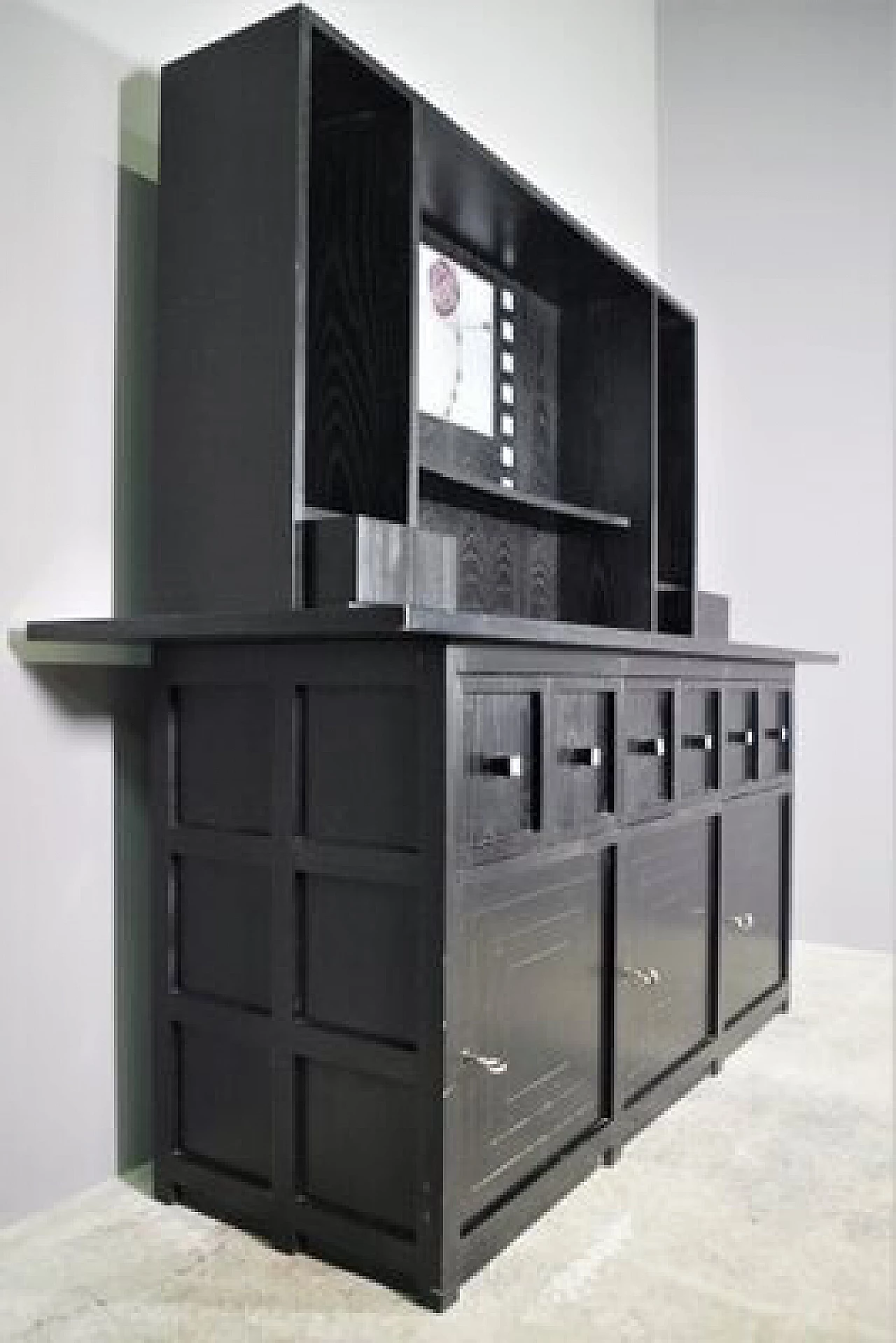 Credenza di Charles Rennie Mackintosh, anni '80 1468633