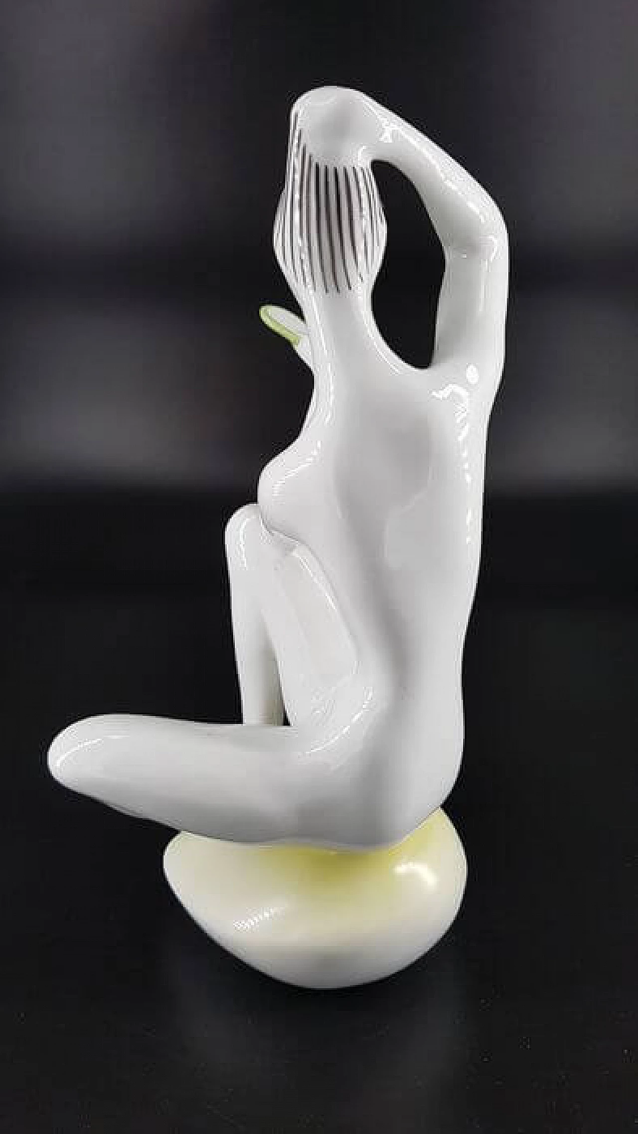 Virgin before the mirror, porcelain sculpture by János Török, 1950s 5