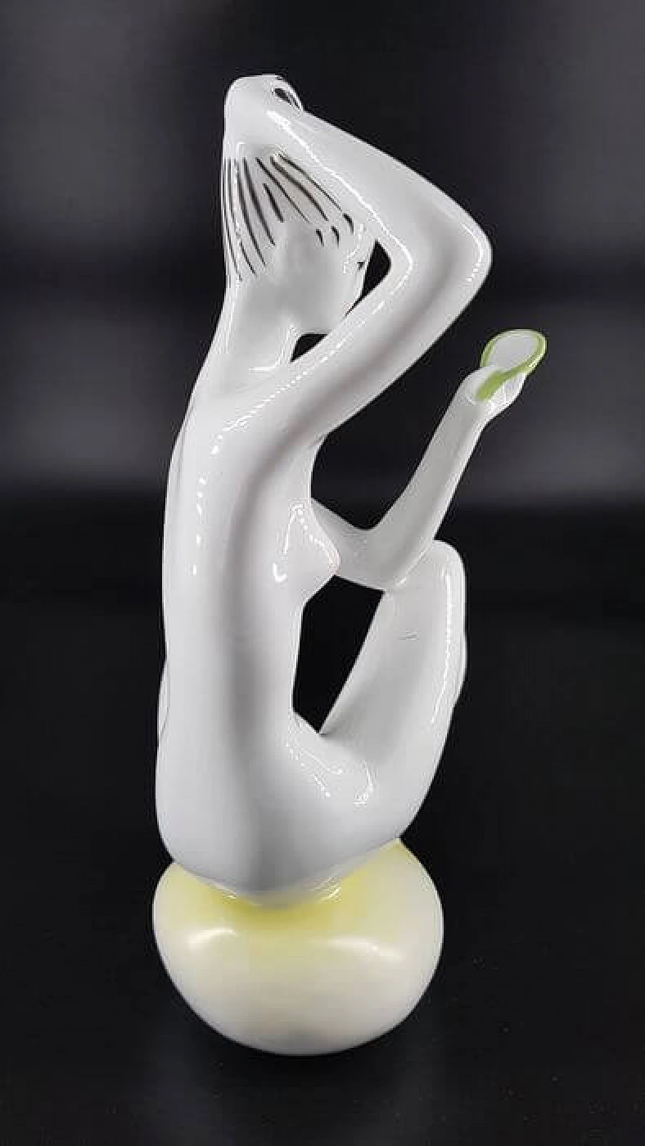 Virgin before the mirror, porcelain sculpture by János Török, 1950s 7