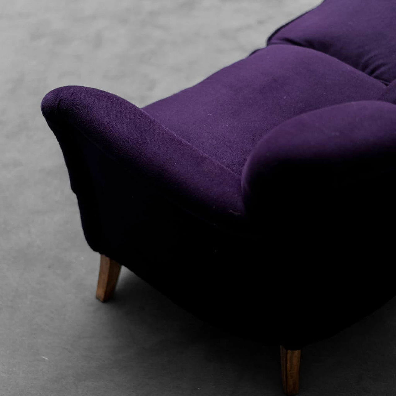 Purple velvet 2-seater sofa, 1950s 6