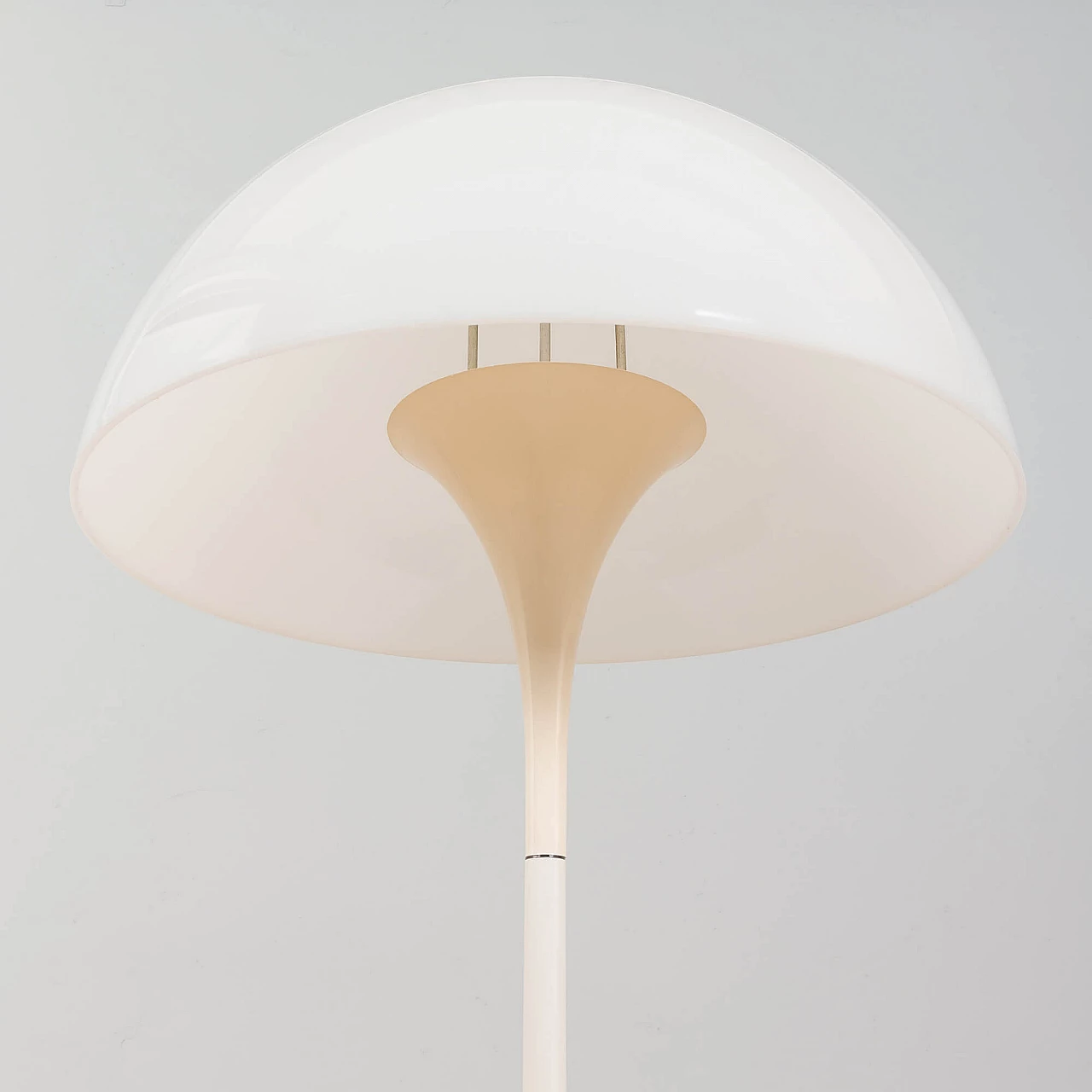 Lampada Panthella di Verner Panton per Louis Poulsen, anni '70 11