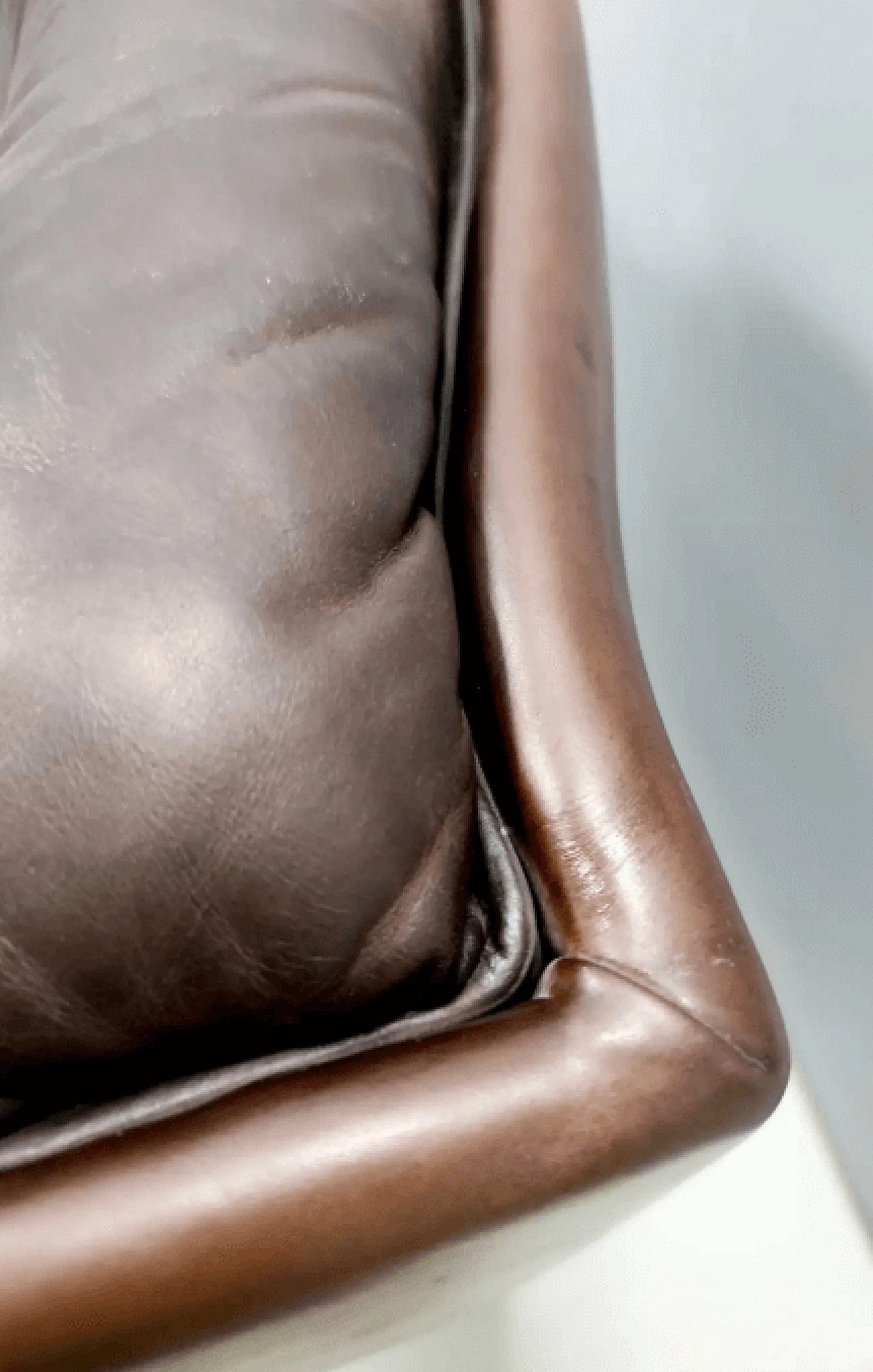 Poltrona in pelle marrone, anni '70 12