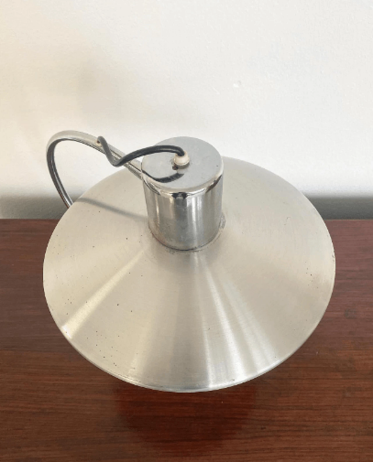 Lampada da tavolo in metallo e alluminio, anni '60 6