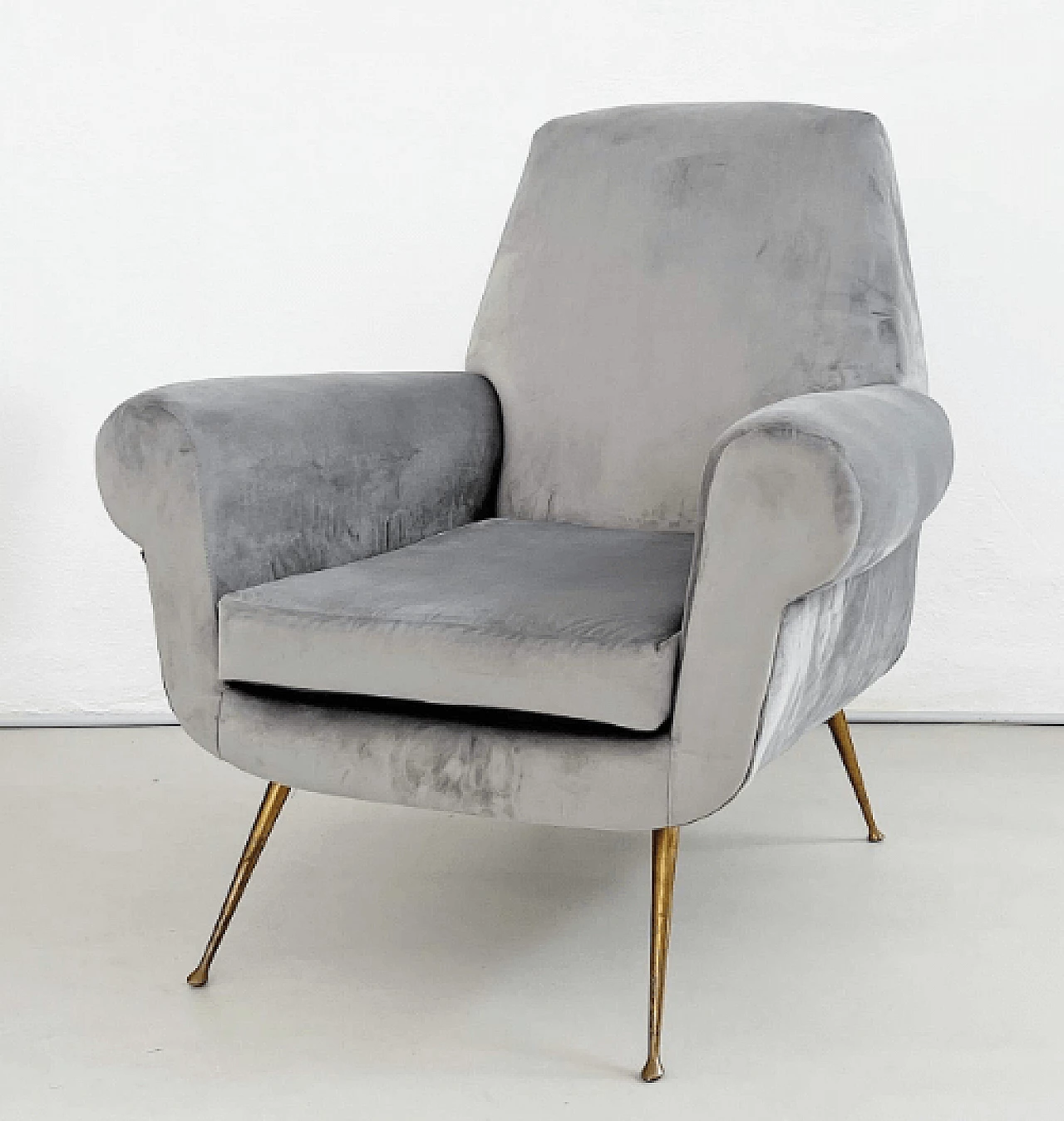 Pair of armchairs in velvet by Gigi Radice for Minotti, 1950s 2