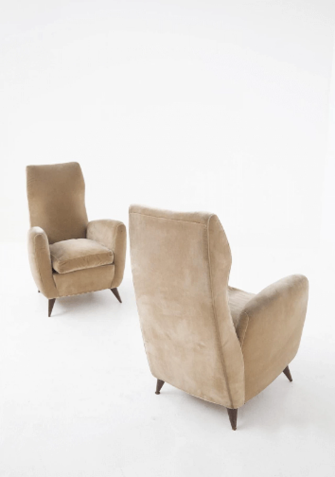 Pair of armchairs in velvet attributed to Gio Ponti for Isa, 1950s 2