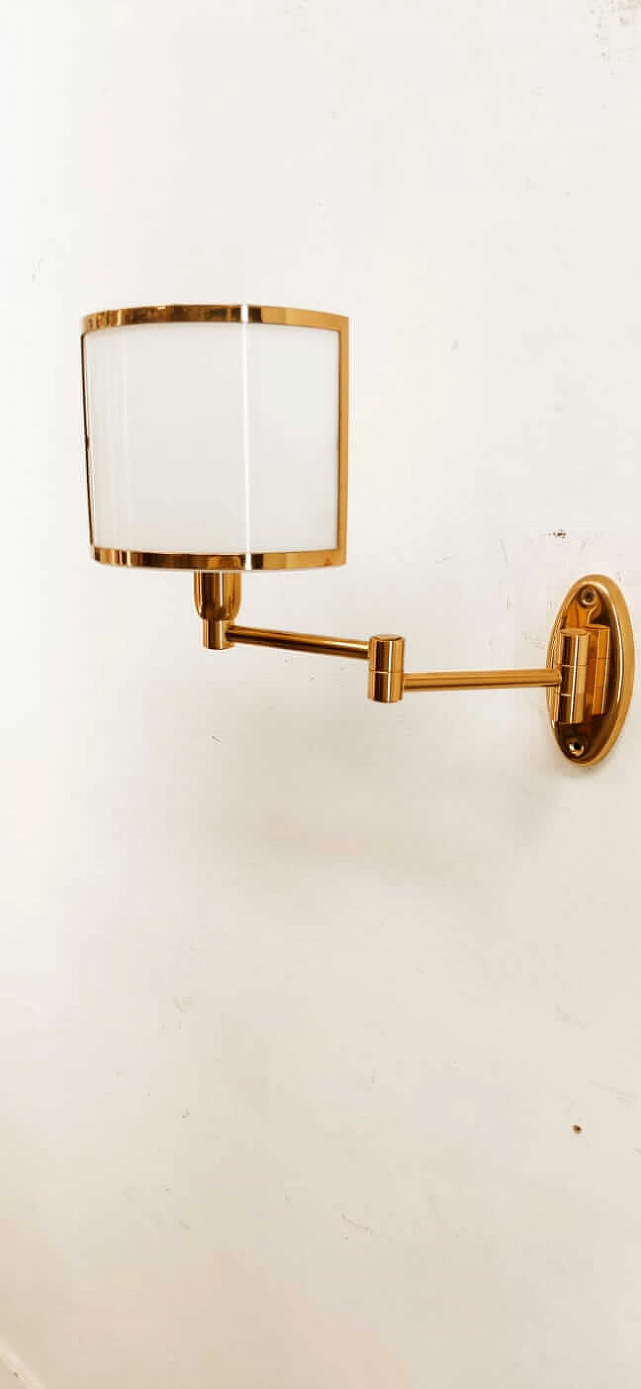 Brass wall lamp and glass diffuser, 1980s 15