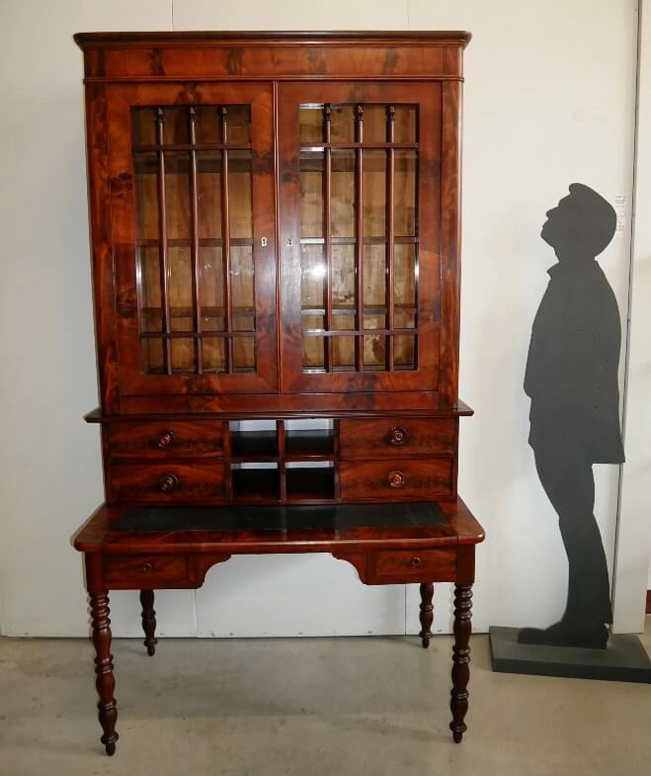 Desk with mahogany feather bookcase, 19th century 1