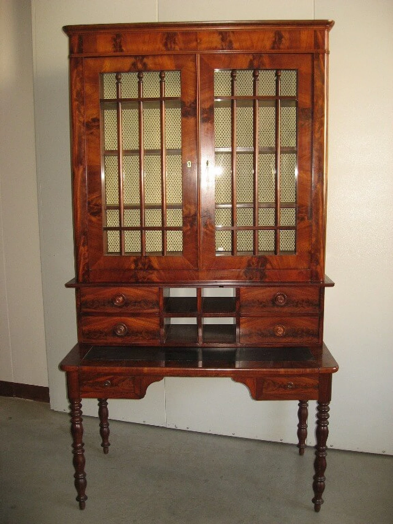 Desk with mahogany feather bookcase, 19th century 2