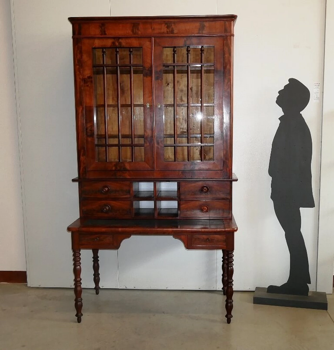 Desk with mahogany feather bookcase, 19th century 12