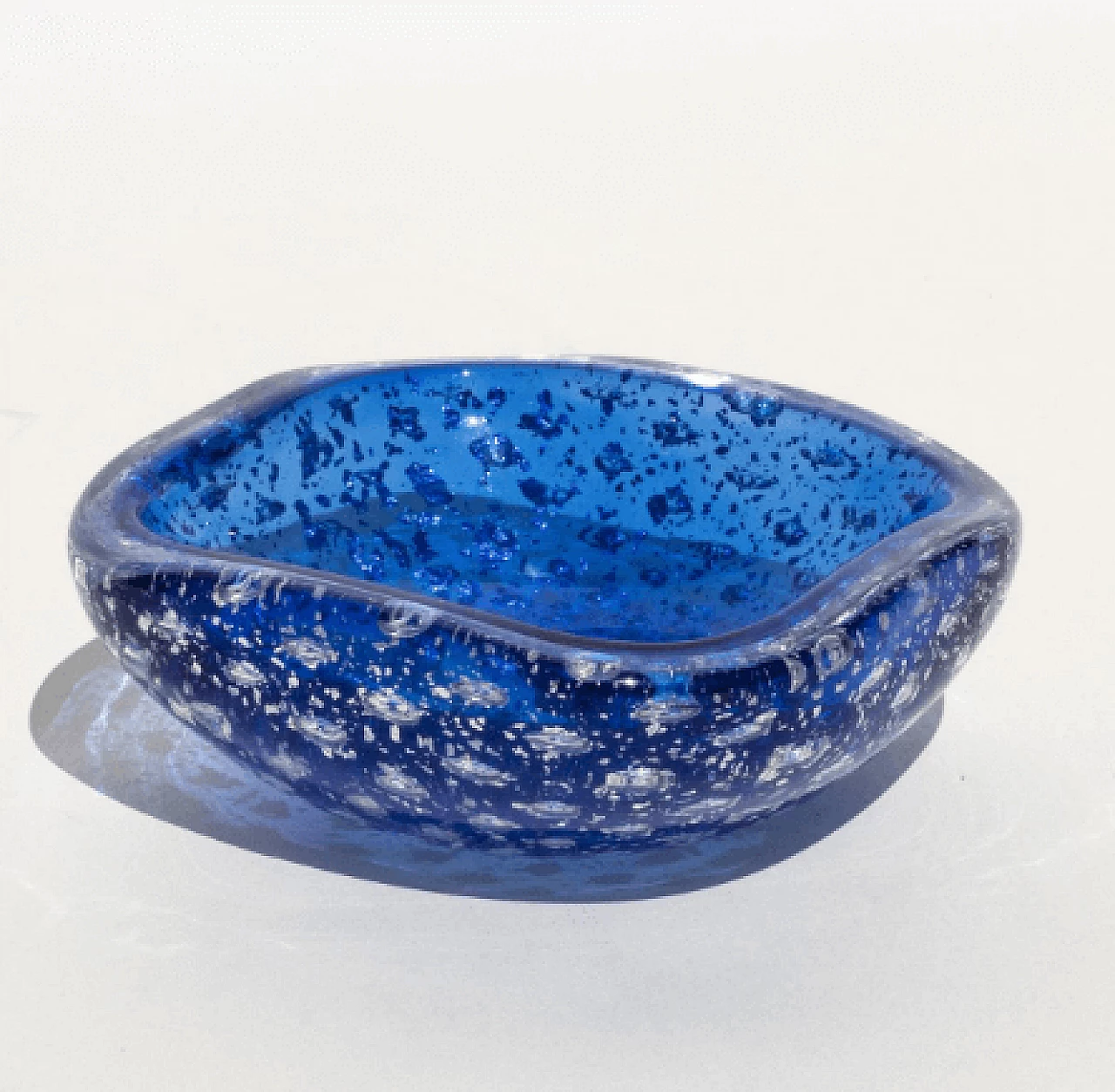 Ciotola in vetro di Murano blu, anni '60 3
