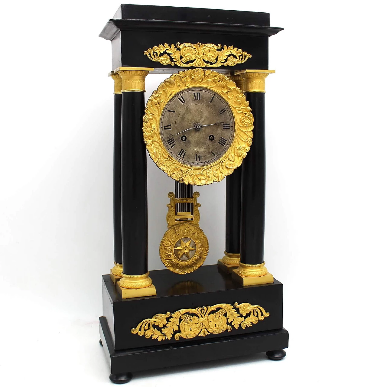 Empire style pendulum clock in ebonized wood, early 19th century 4