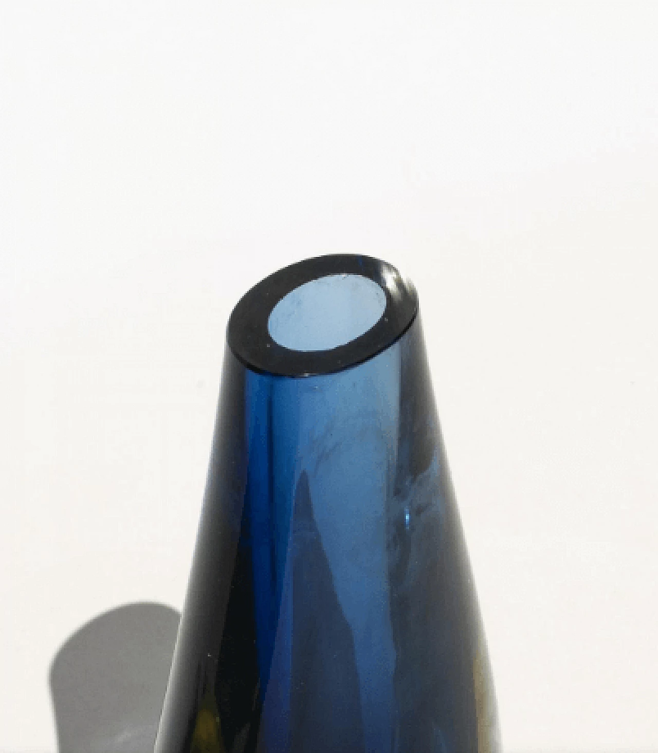Vase in Murano glass in the style of Flavio Poli, 1960s 5