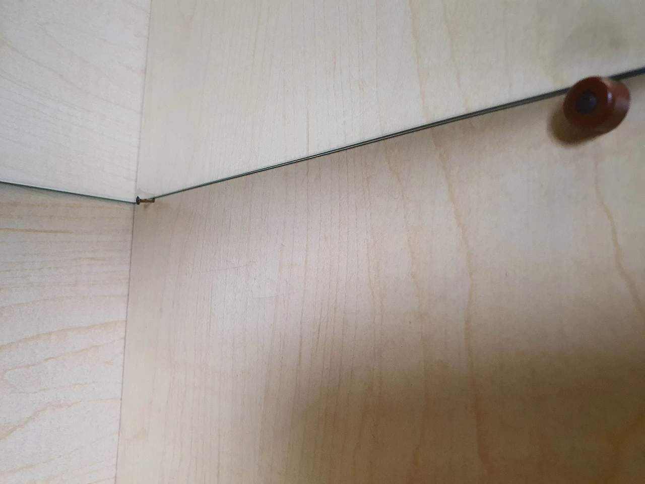 Rosewood showcase with glass shelves, 1950s 19