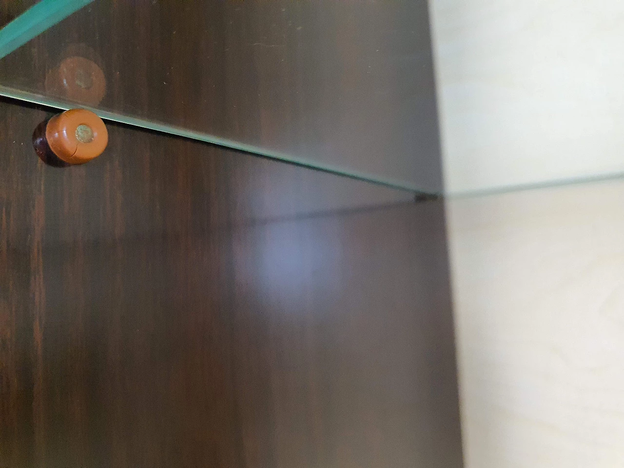 Rosewood showcase with glass shelves, 1950s 20