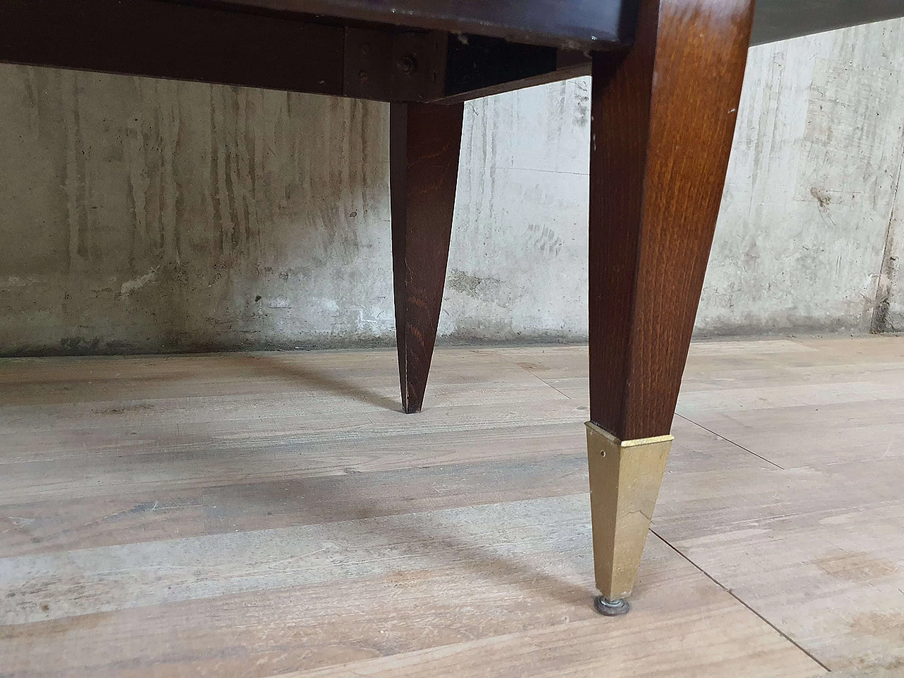 Rosewood showcase with glass shelves, 1950s 52