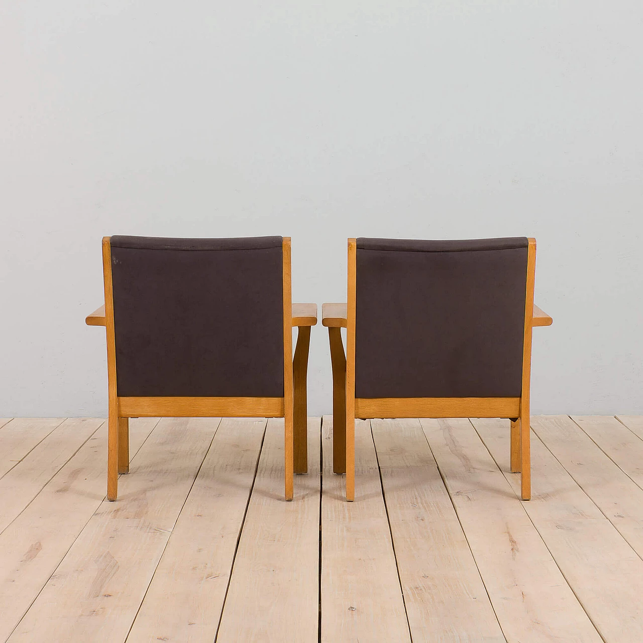 Pair of Easy Lounge armchairs in GE 181 oak by Hans Wegner for Getama, 1970s 5
