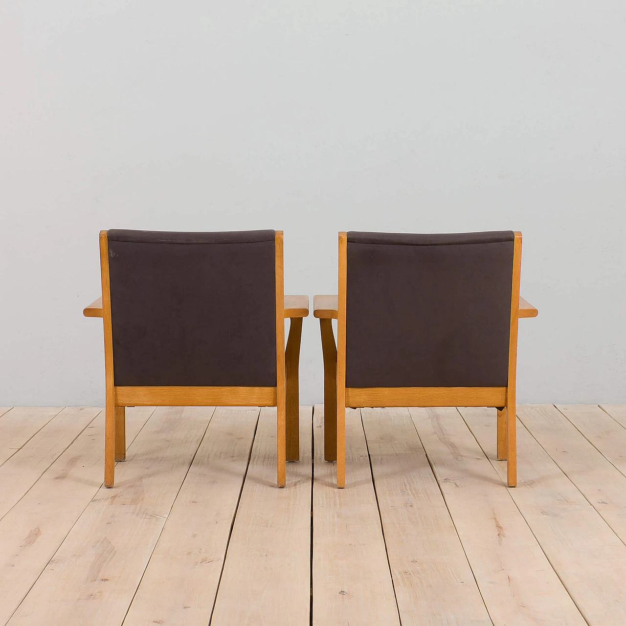 Coppia di poltrone Easy Lounge in quercia GE 181 di Hans Wegner per Getama, anni '70 5