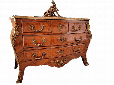 Cassettiera in stile Luigi XV con piano in marmo rosa, '900