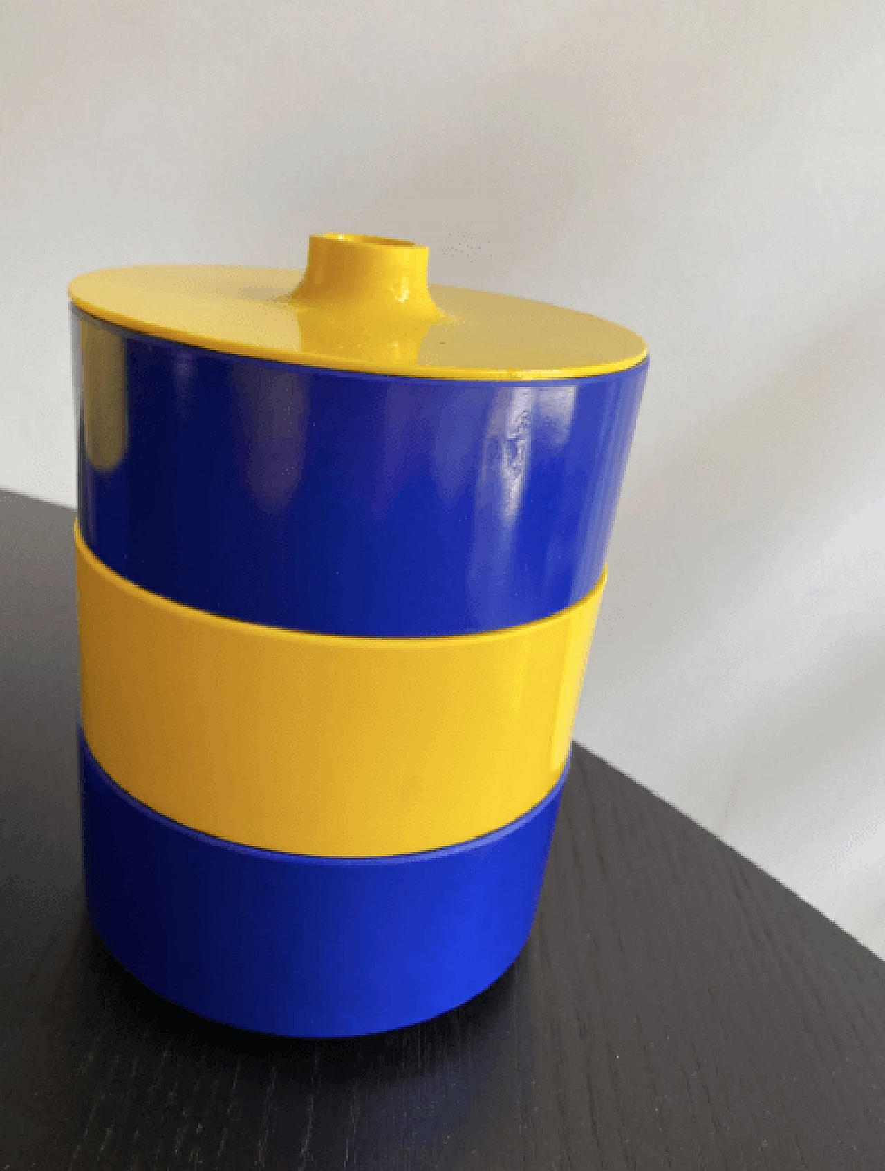 7 pezzi da colazione impilabili di Massimo Vignelli per Heller, anni '80 3