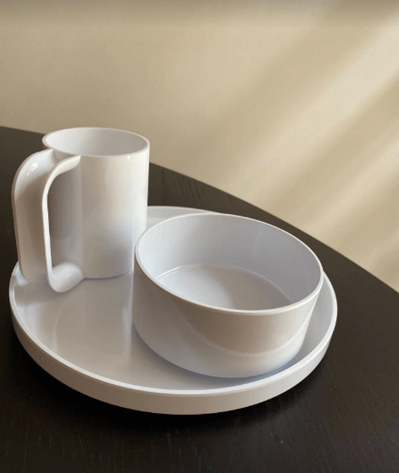 3 Stackable tableware by Massimo Vignelli for Heller, 2000s 1