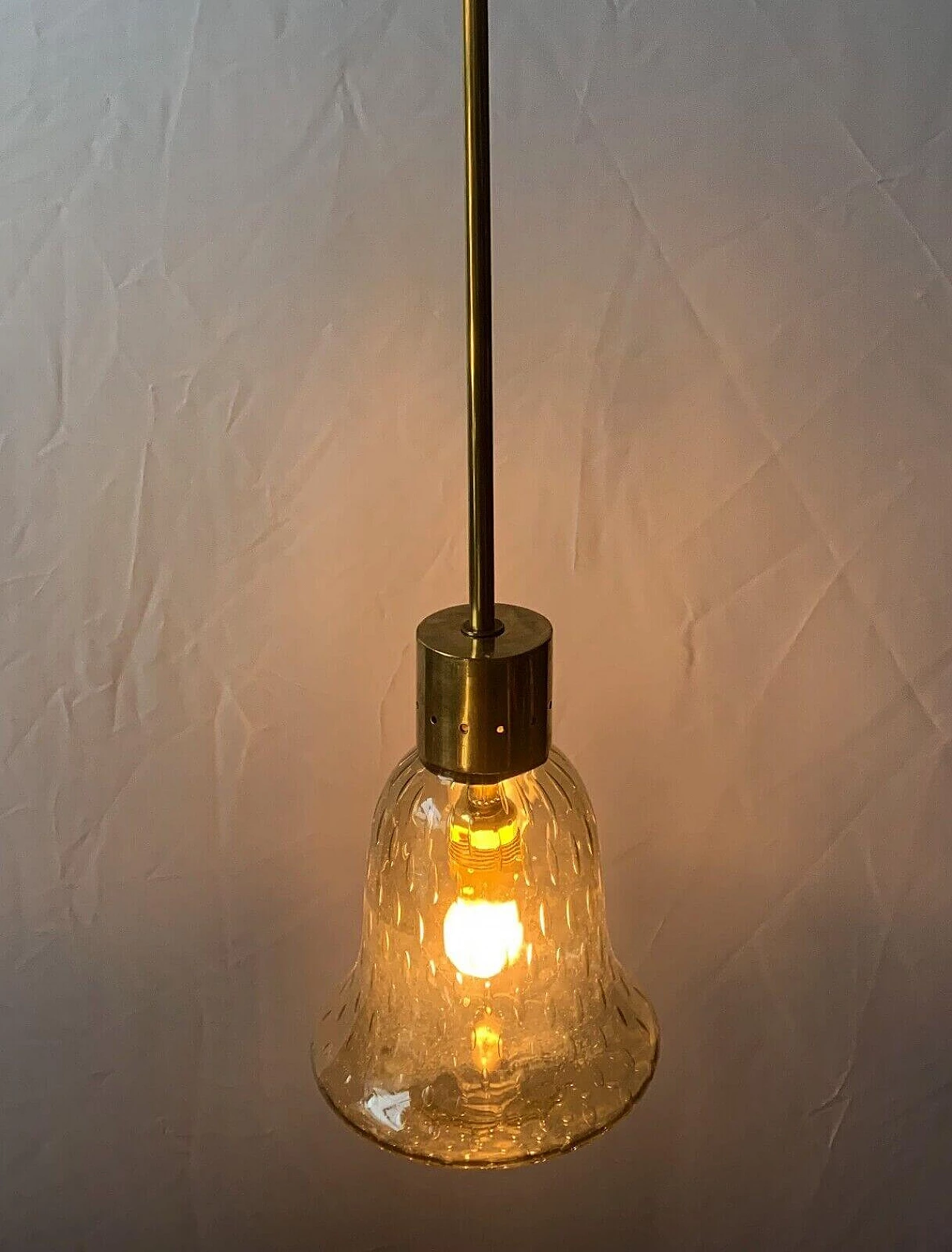 Coppia di lampade a sospensione in vetro di Murano di Seguso, anni '60 4