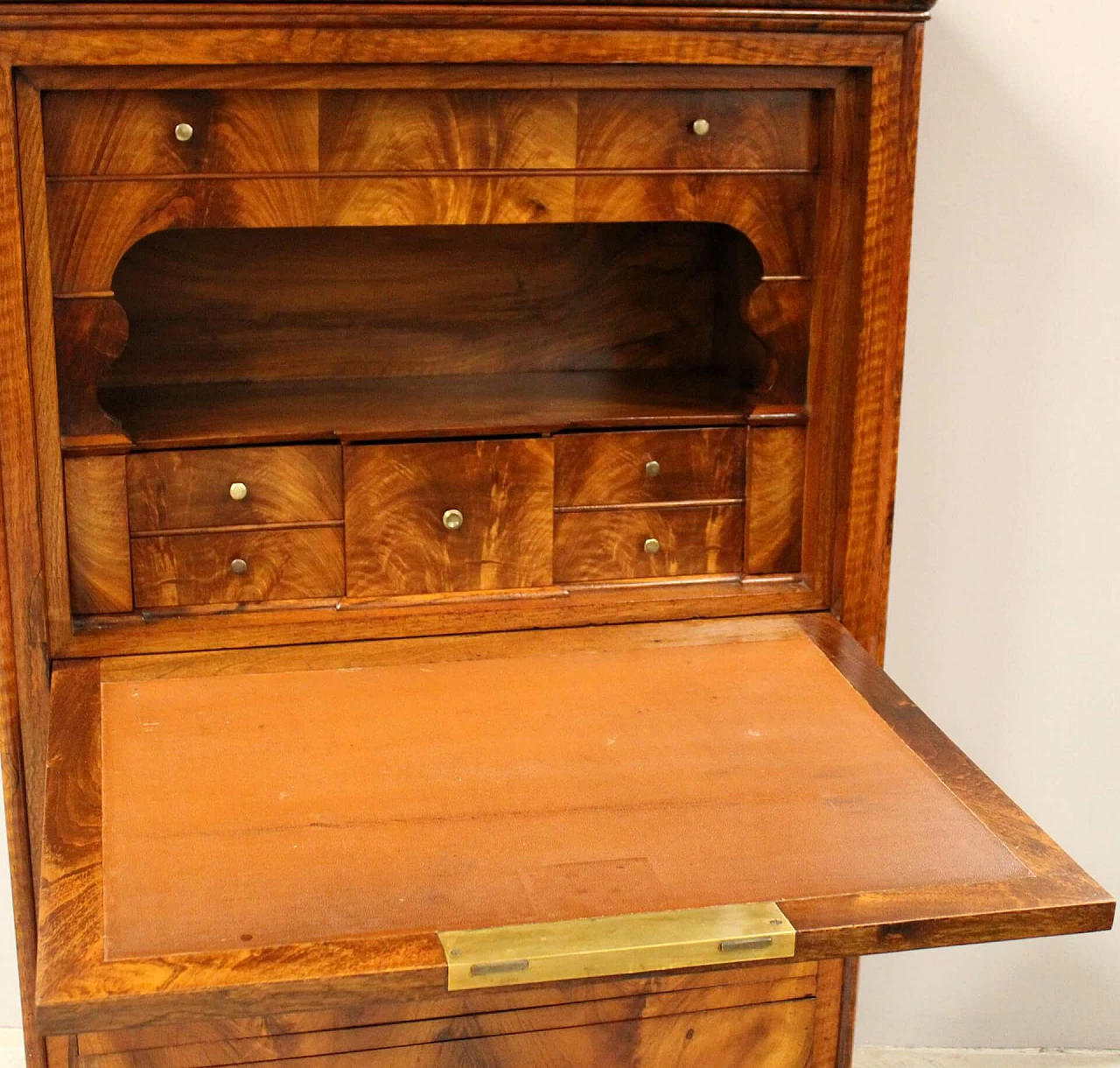 Secretaire cappuccino in legno di noce stile Luigi Filippo, '800 5