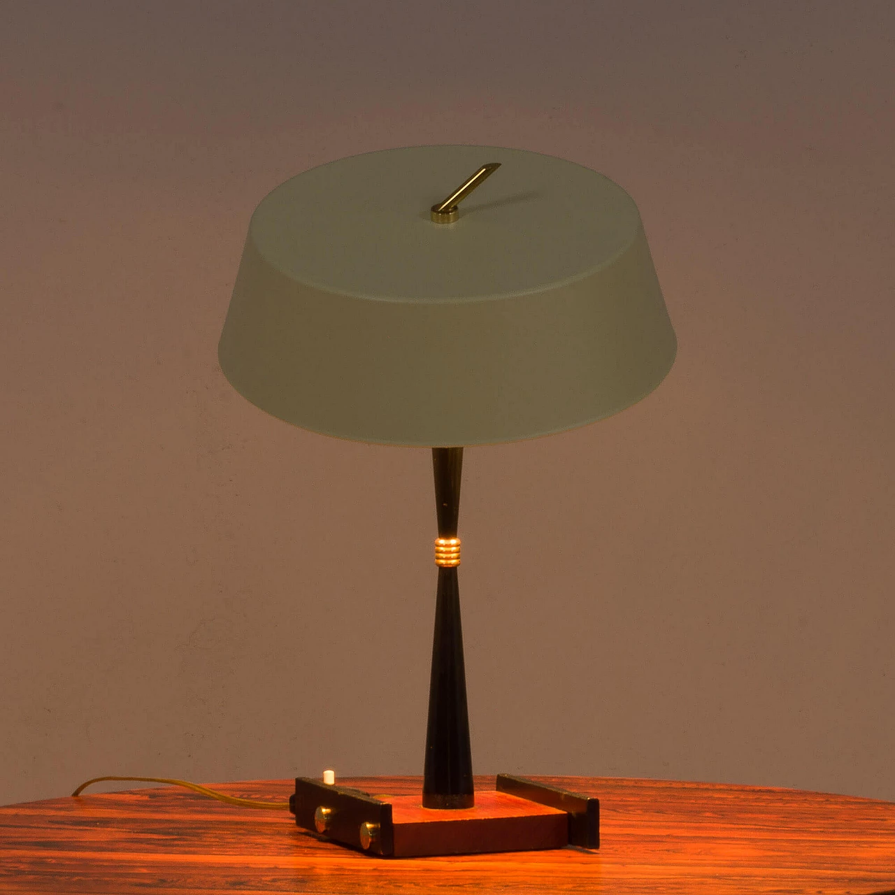 Lampada da tavolo di Stilux Milano, anni '50 10