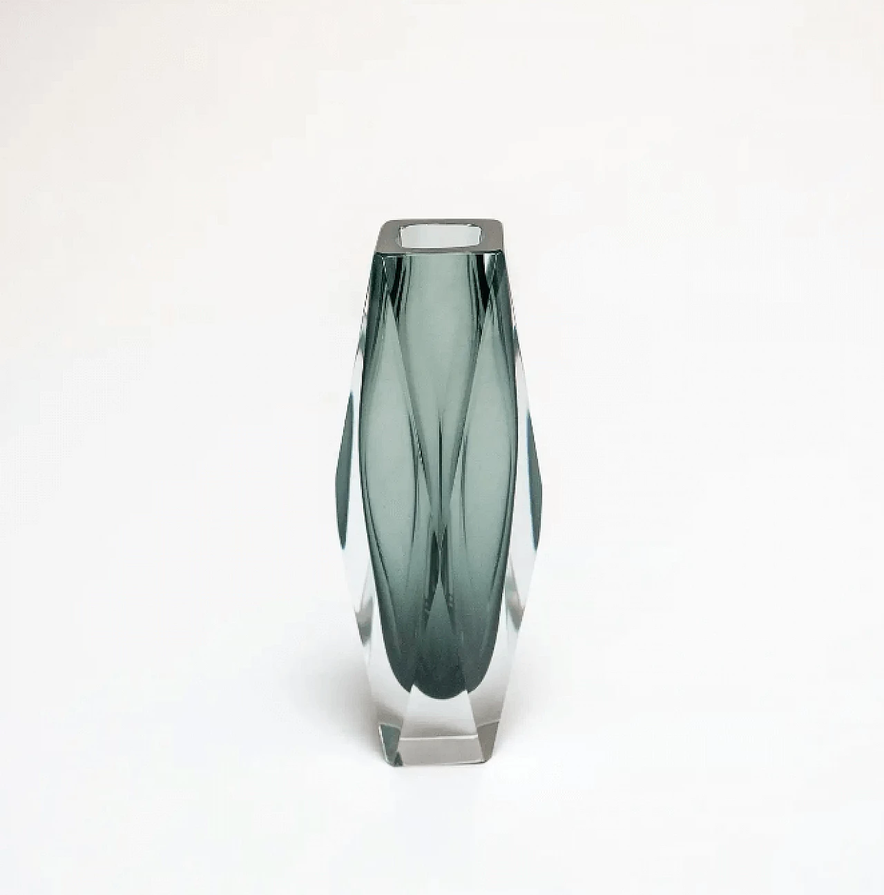 Geometric vase in Murano glass, 1960s 4