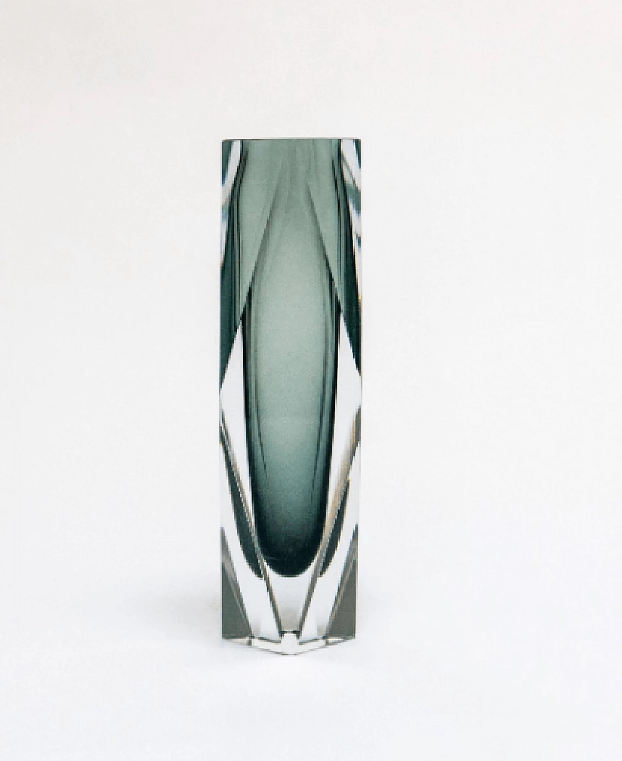 Geometric vase in Murano glass, 1960s 11