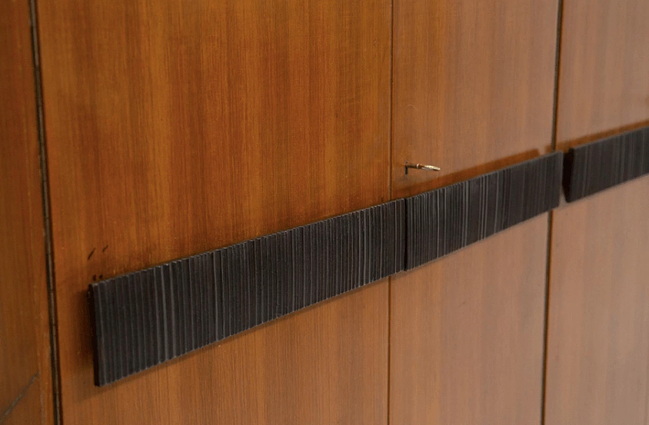 Armadio in noce e grissinato, anni '50 3