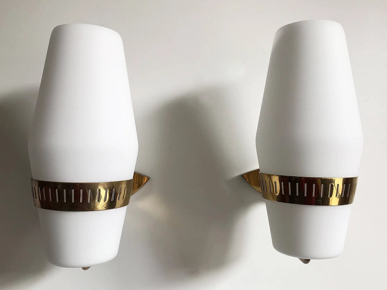 Pair of Stilnovo wall lights, 1950s 3