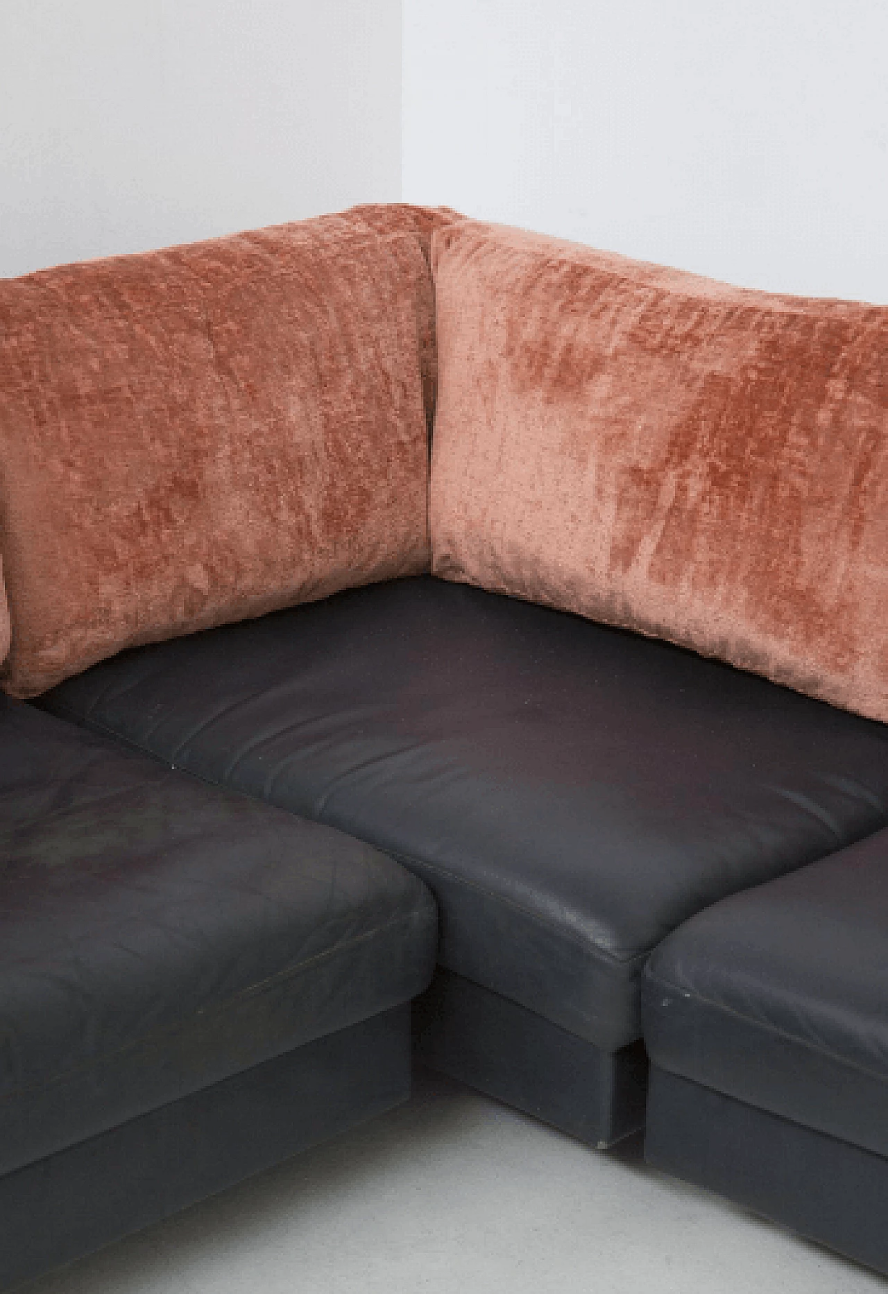 Corner sofa in leather by Antonio Citterio for B&B Italia, 1980s 7