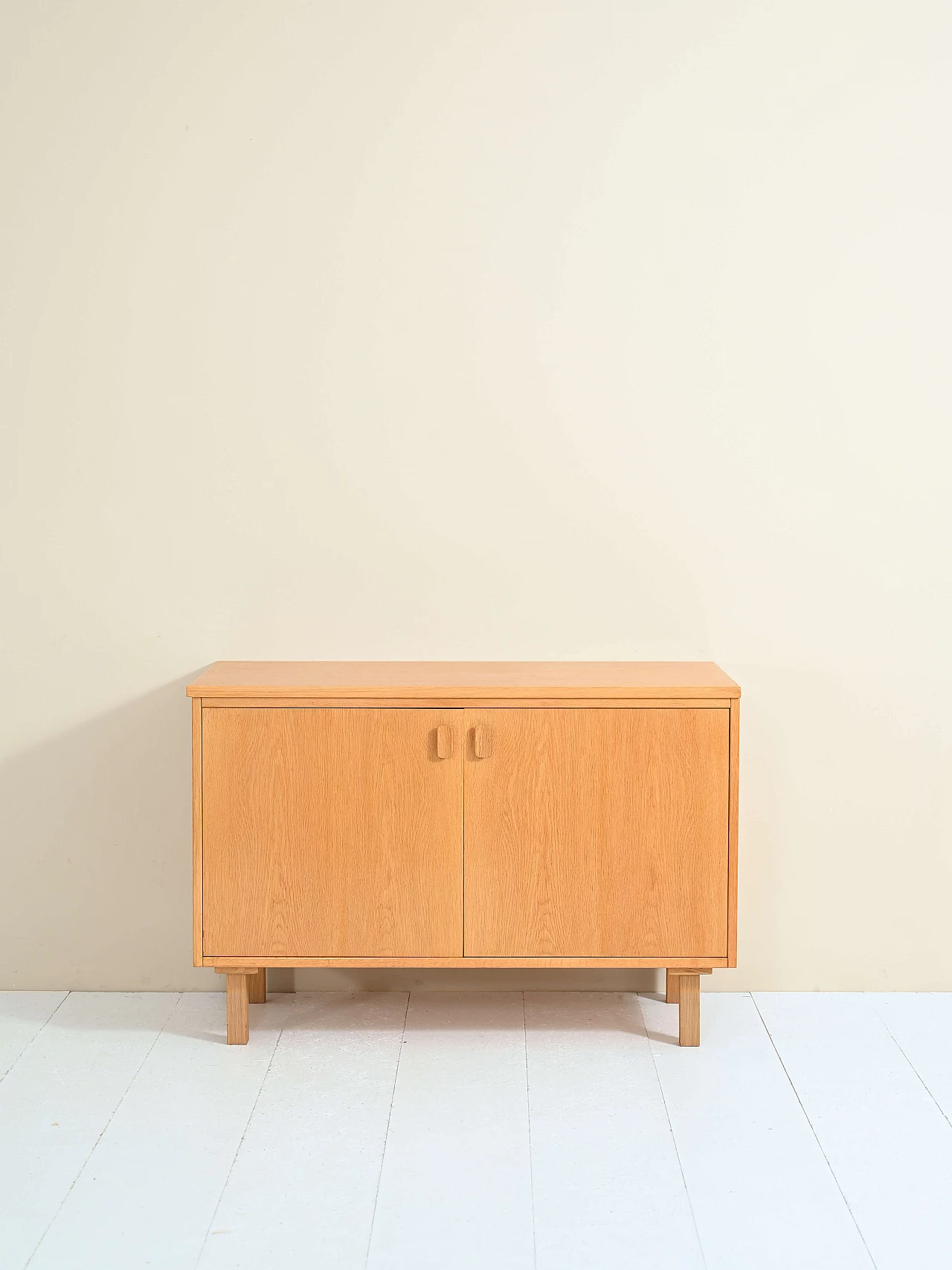 Oak TV cabinet with doors, 1960s 1