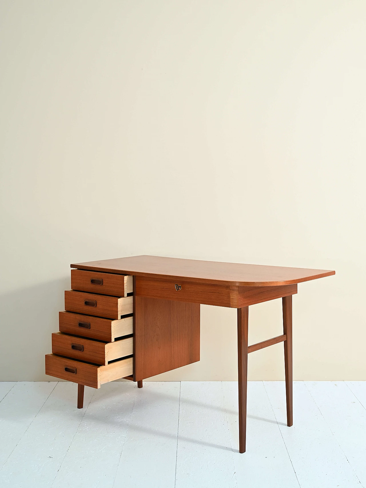 Teak desk with drawers, 1960s 4