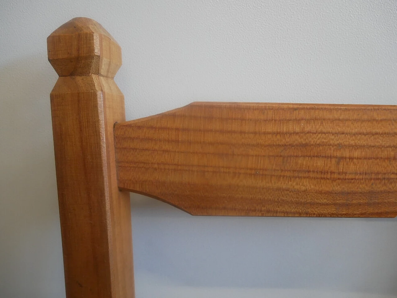 Large high chair in wood with armrests, 1940s 7