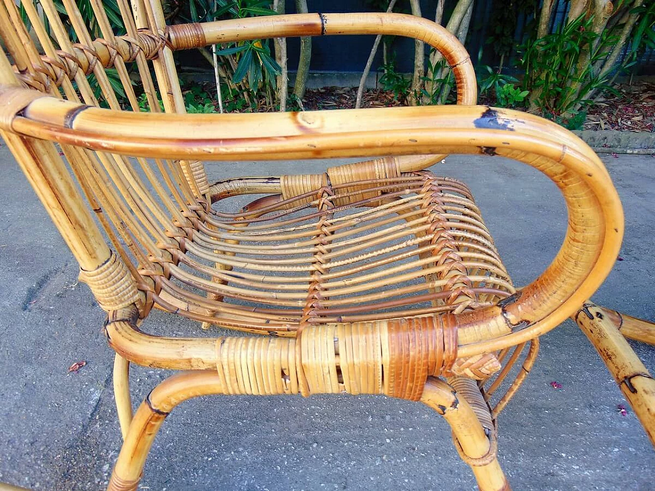 Coppia di poltrone a dondolo in bambù, anni '60 6