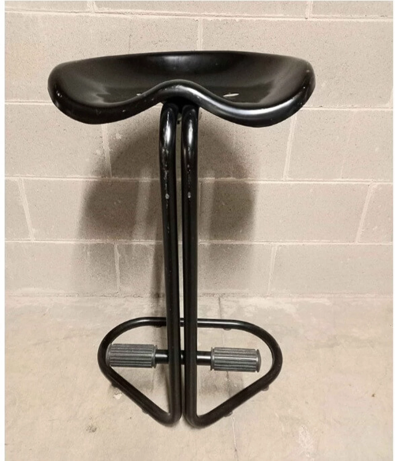 Tractor stool by Rodney Kinsman for Bieffeplast, 1980s 2