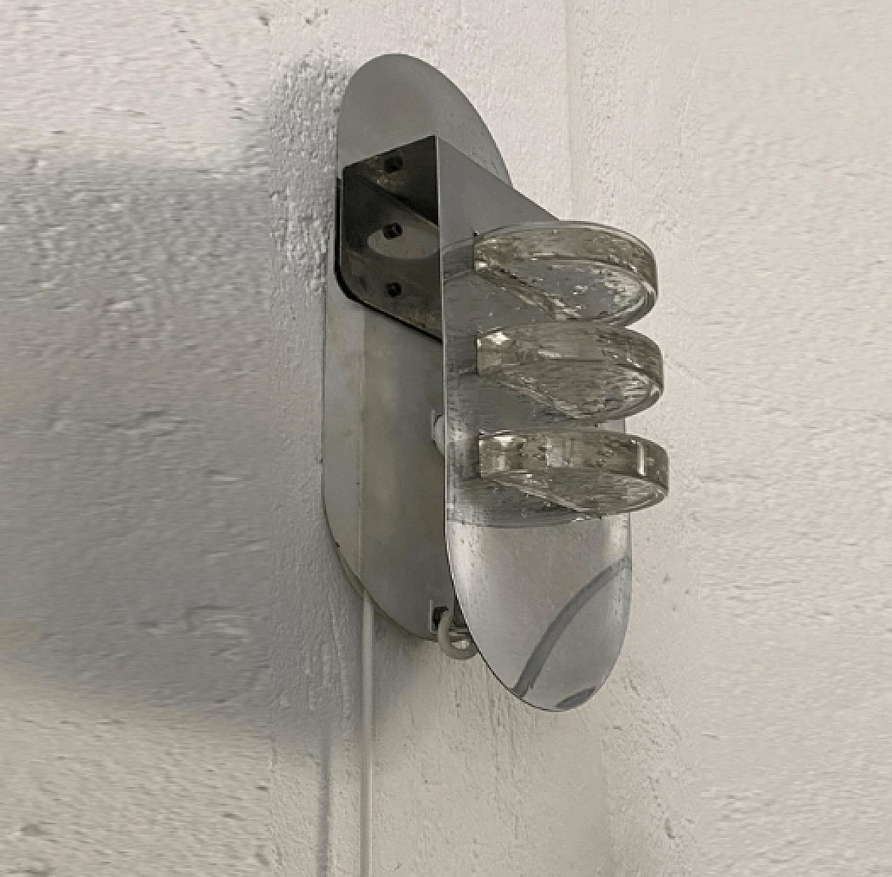 Pair of wall sconces in Murano glass and chrome metal, 1970s 7