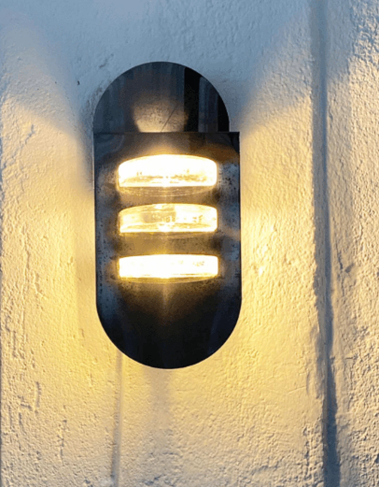 Pair of wall sconces in Murano glass and chrome metal, 1970s 8