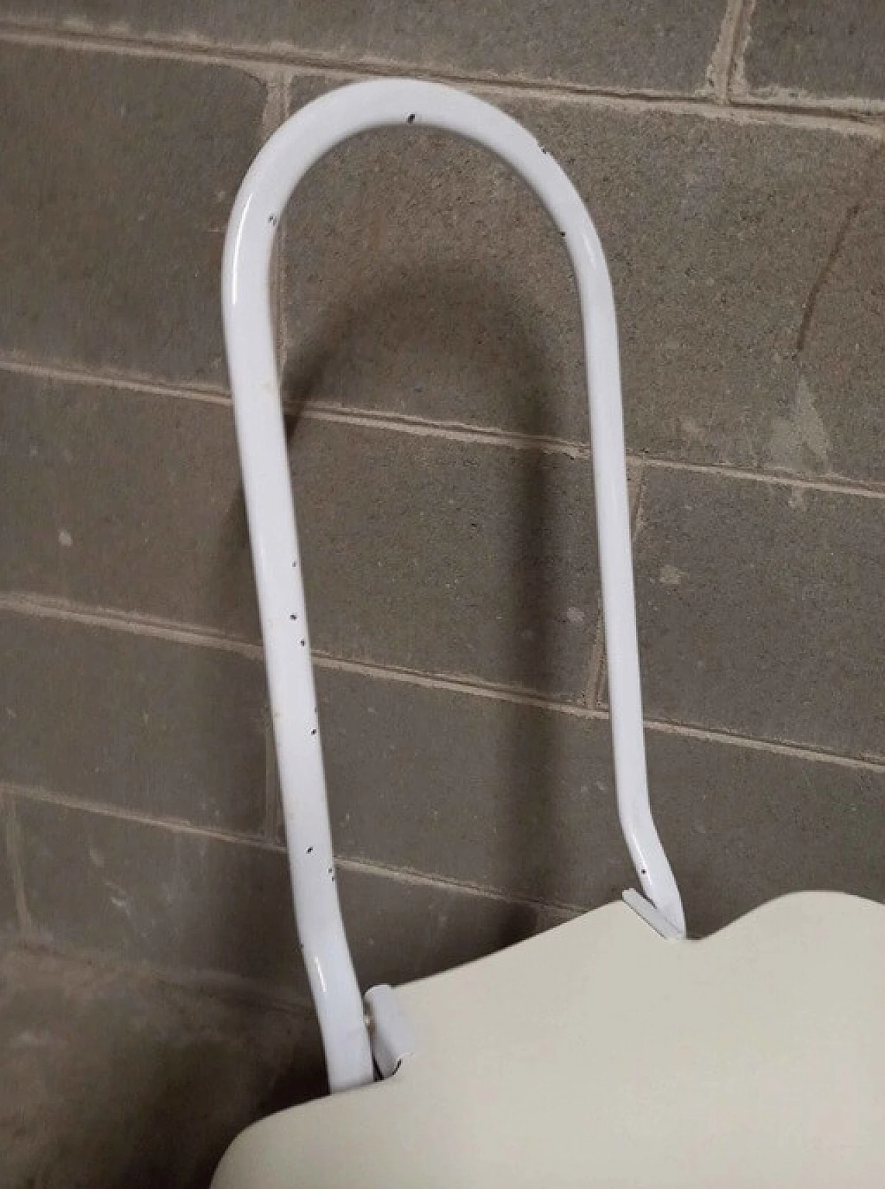 Pair of Dafne folding chairs by Rinaldi for Thema, 1970s 5